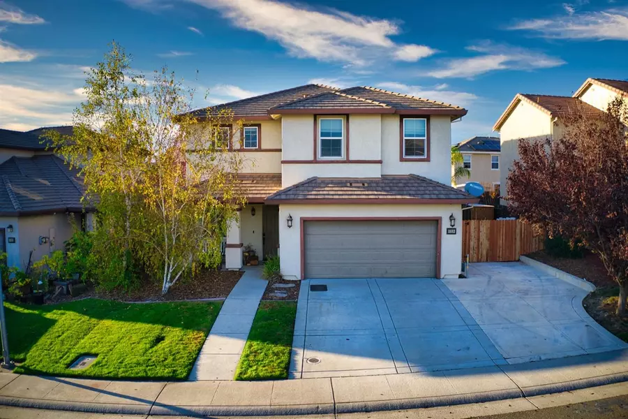 5318 Copper Sunset WAY, Rancho Cordova, CA 95742