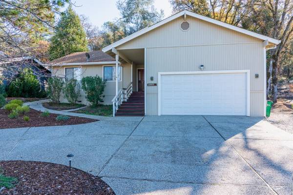 18057 Lake Forest DR, Penn Valley, CA 95946