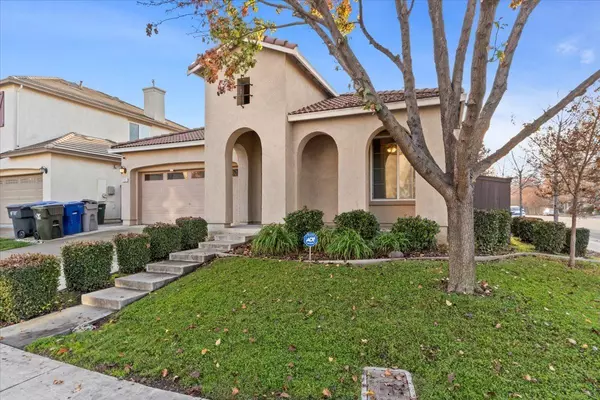 Sacramento, CA 95833,2191 shady arbor DR