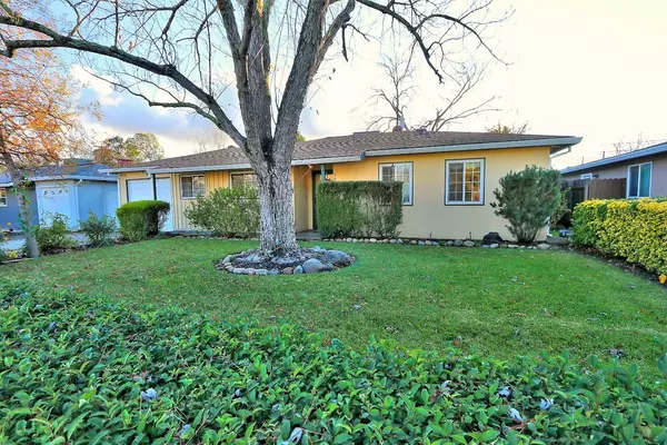 1009 Amberwood RD, Sacramento, CA 95864