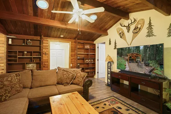 Pollock Pines, CA 95726,3440 Sly Park Rd