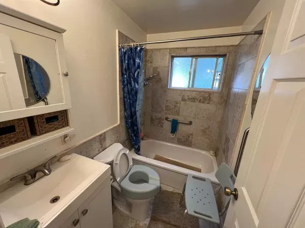 El Sobrante, CA 94803,4529 Canyon RD