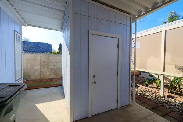 Modesto, CA 95355,1500 Held Drive #21