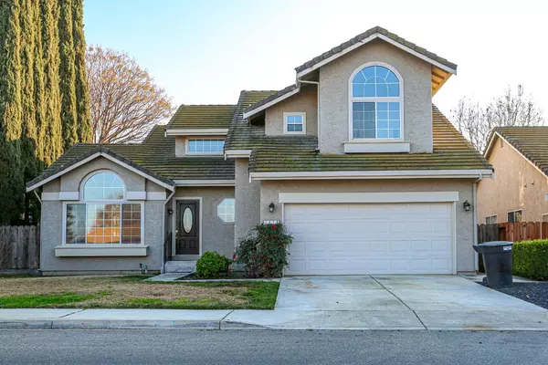 1118 Strawbridge DR, Newman, CA 95360