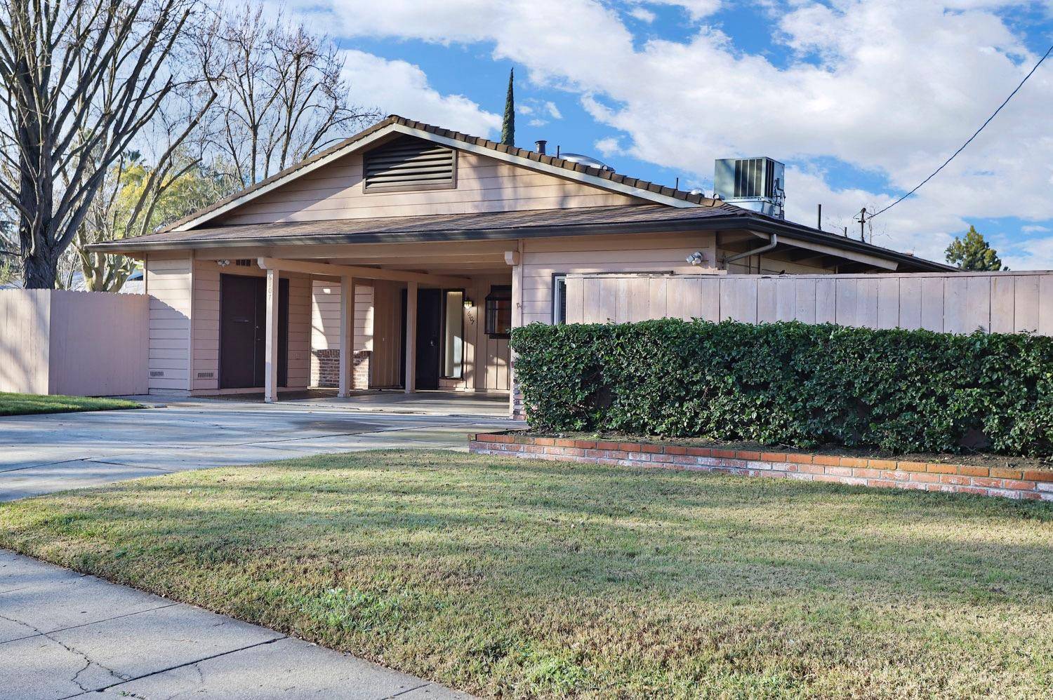 Stockton, CA 95207,6107 Harrisburg PL
