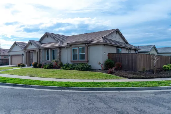 Stockton, CA 95209,302 Villa Pointe DR