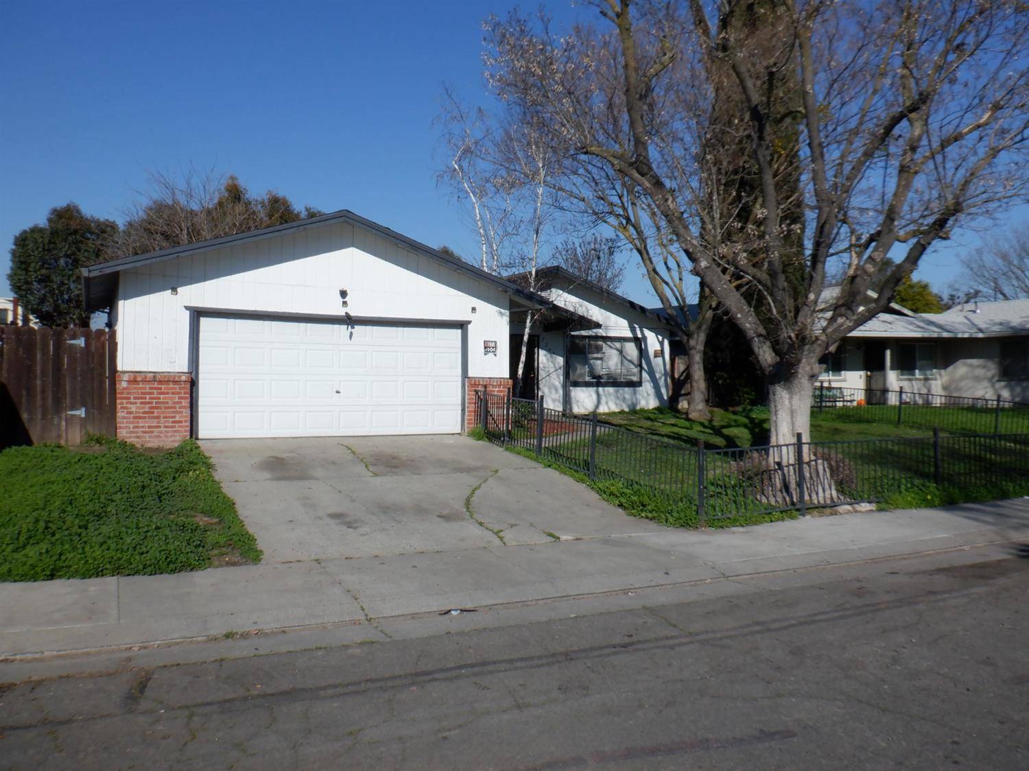 Stockton, CA 95210,2249 Hollywood DR