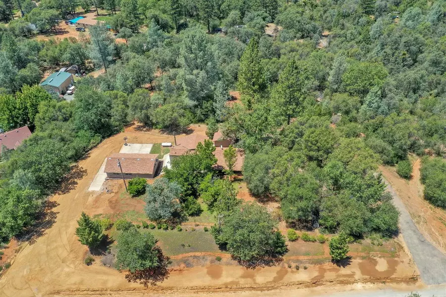 14966 Vavassuer, Brownsville, CA 95919