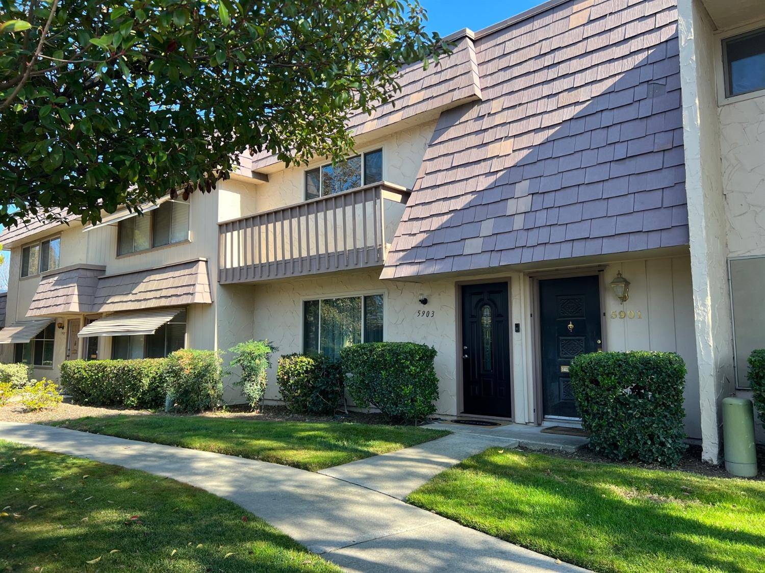 Carmichael, CA 95608,5903 Casa Alegre