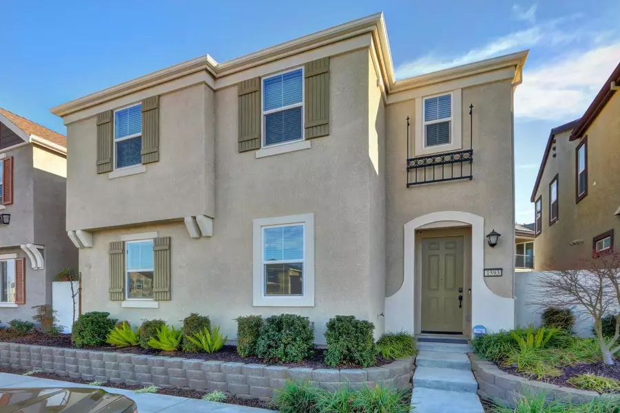 1593 Parkside WAY, Roseville, CA 95747