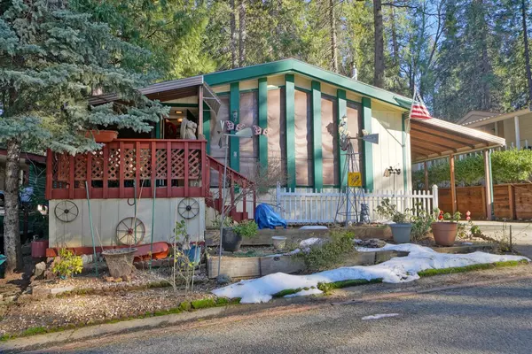 6165 Pony Express TRL #35, Pollock Pines, CA 95726