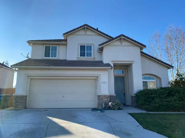 737 Rock Creek LN, Patterson, CA 95363