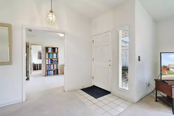 Hughson, CA 95326,7421 Heathrow WAY