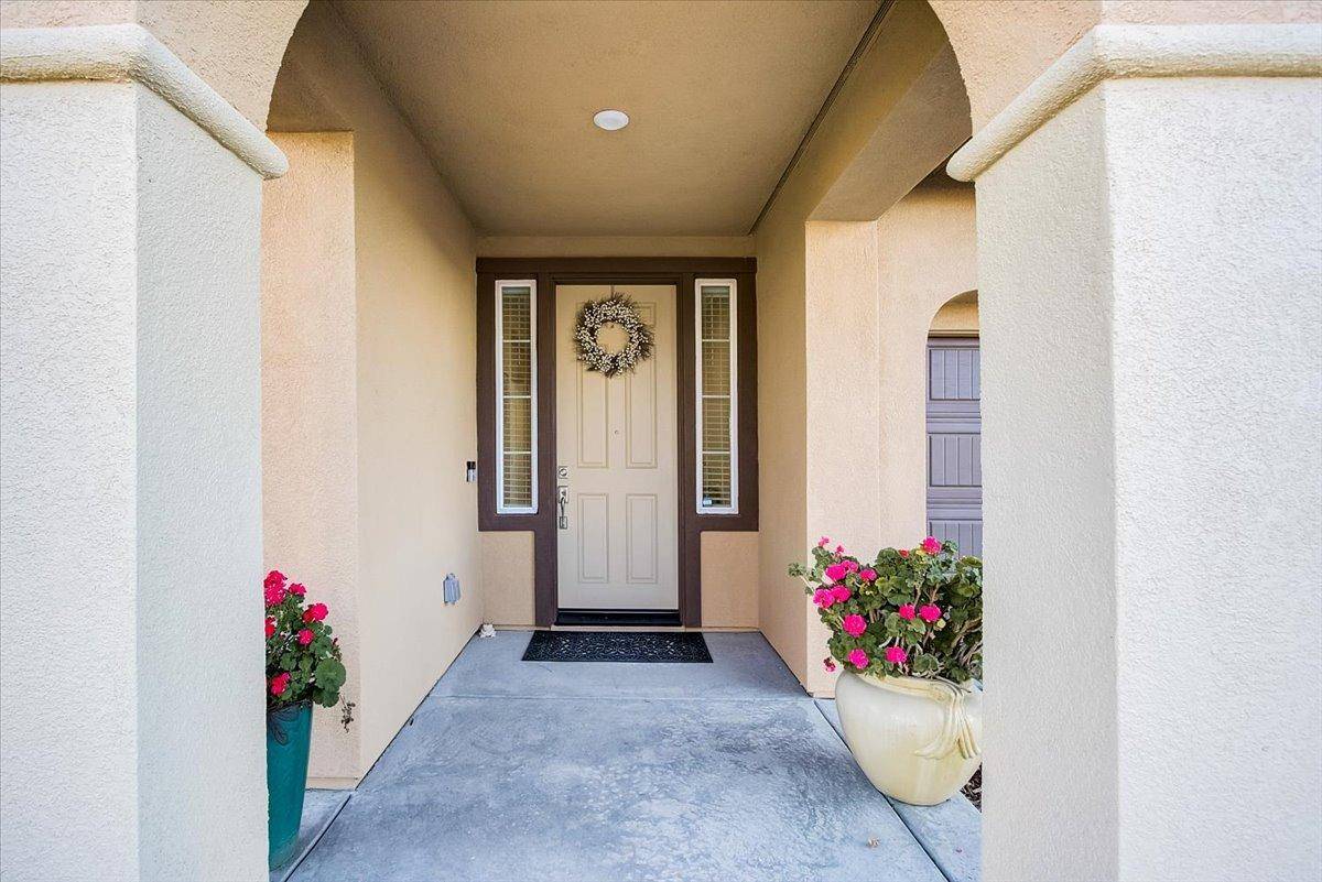 5025 SOLAR WAY, Roseville, CA 95747
