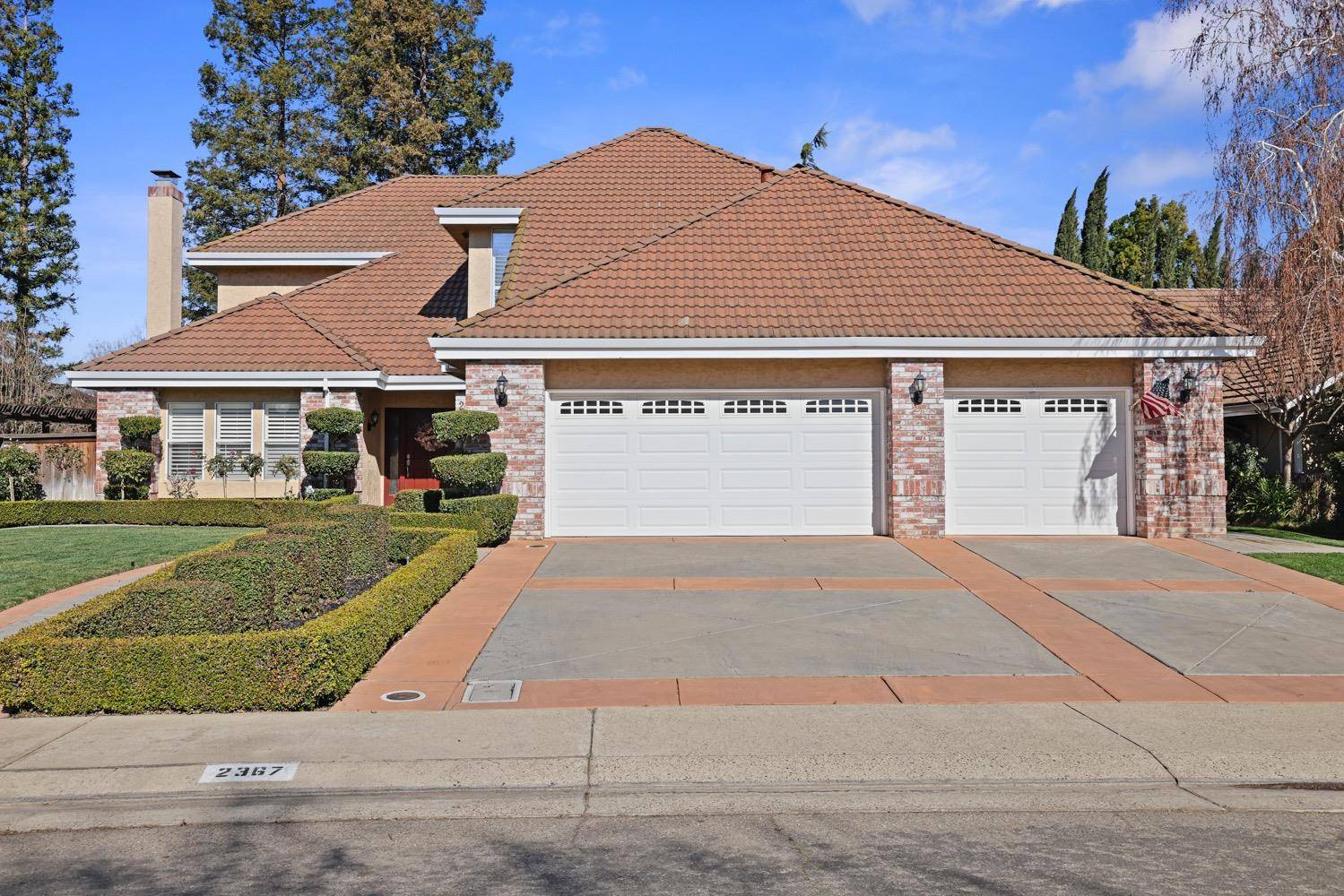 2367 Saint Anton DR, Lodi, CA 95242