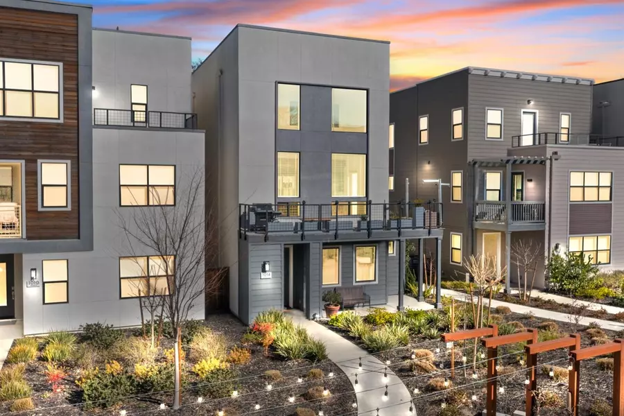 1014 Alkali LN, Sacramento, CA 95814