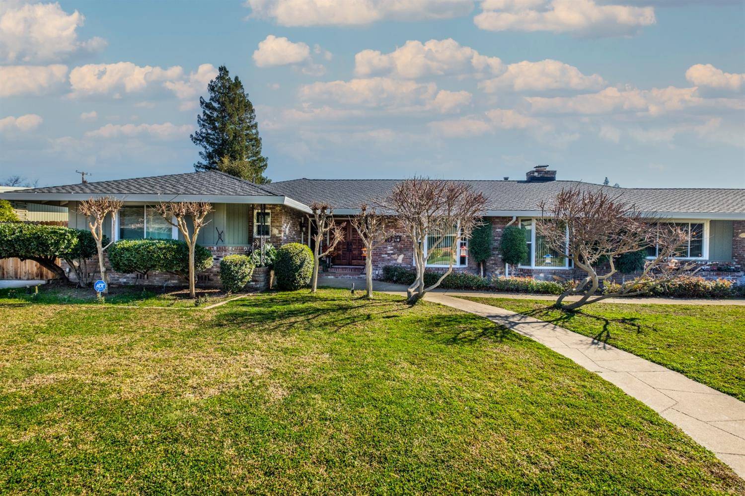 Sacramento, CA 95864,4010 American River DR
