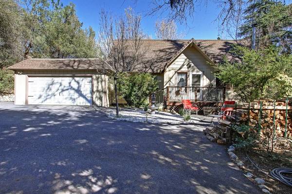 10989 Lakeshore South, Auburn, CA 95602