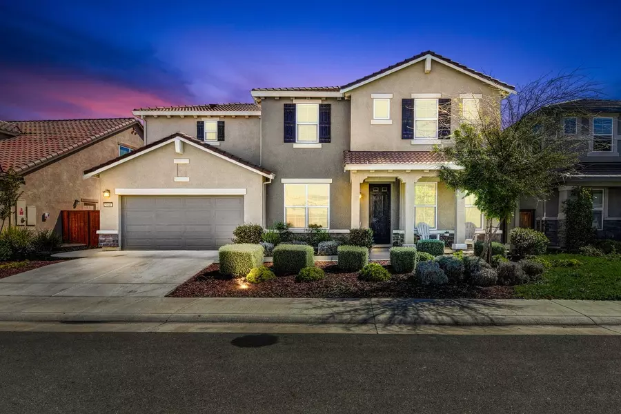 5040 Foxfield WAY, Roseville, CA 95747