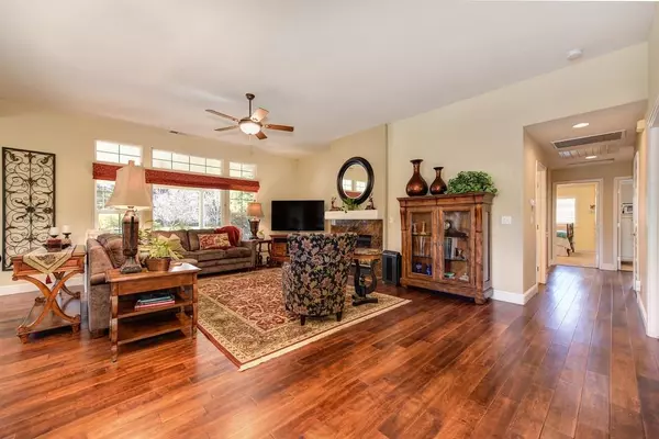 Auburn, CA 95602,6330 Virginia DR