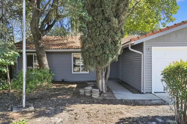Stockton, CA 95210,326 Sue CT