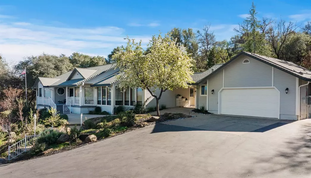 4800 Pilot Creek LN, Pilot Hill, CA 95664