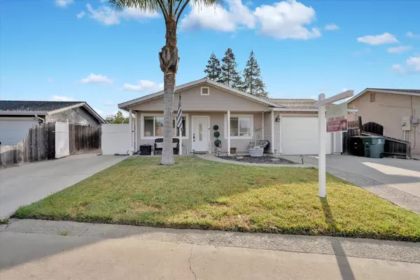 320 Becky WAY, Waterford, CA 95386