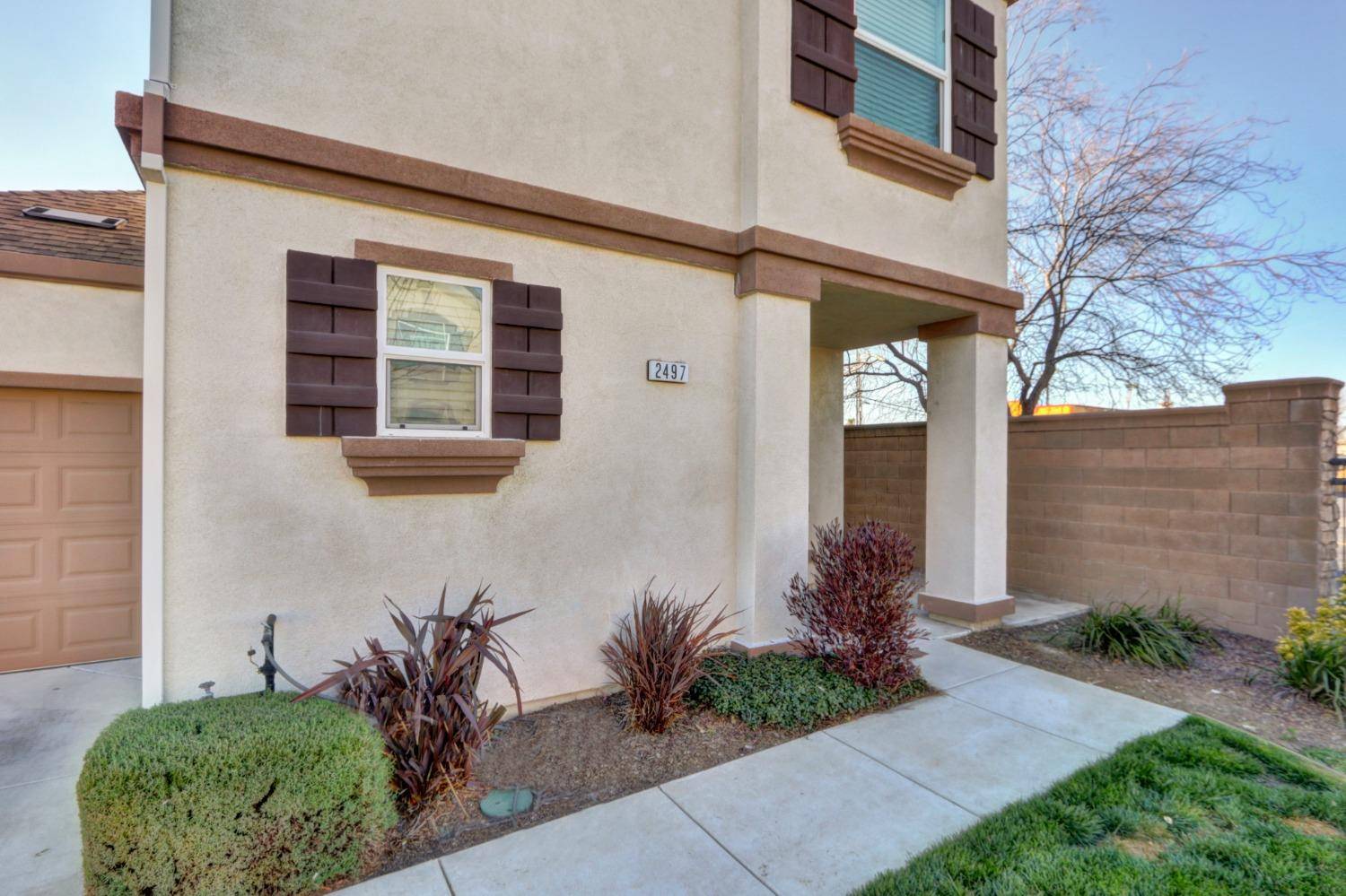 Sacramento, CA 95815,2497 Ben Ali WAY