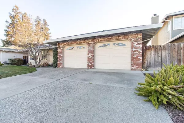 Turlock, CA 95382,3662 Apple Blossom LN