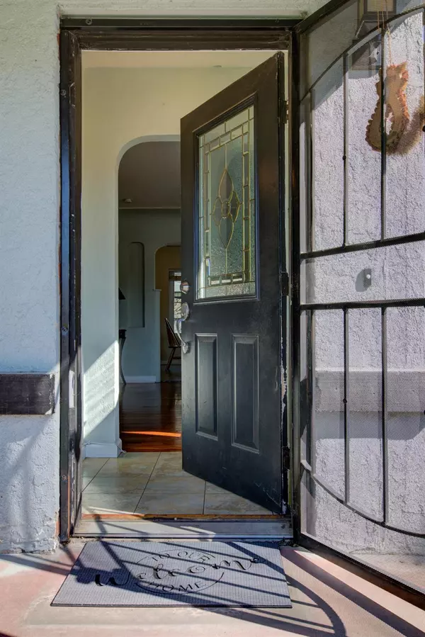 Lodi, CA 95240,1320 S Lee AVE