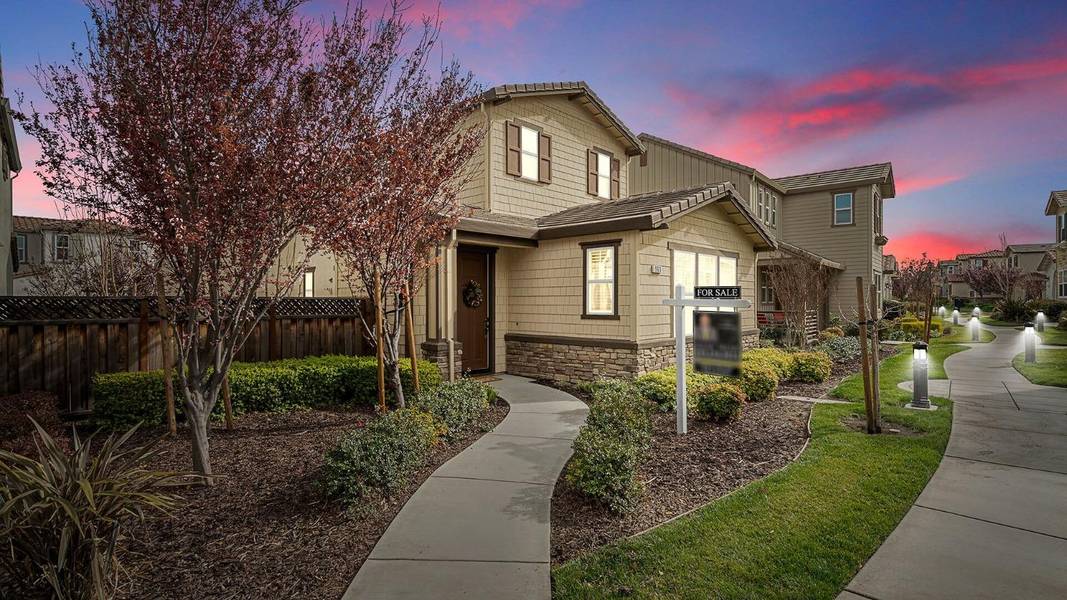 963 S Fowler LN, Mountain House, CA 95391