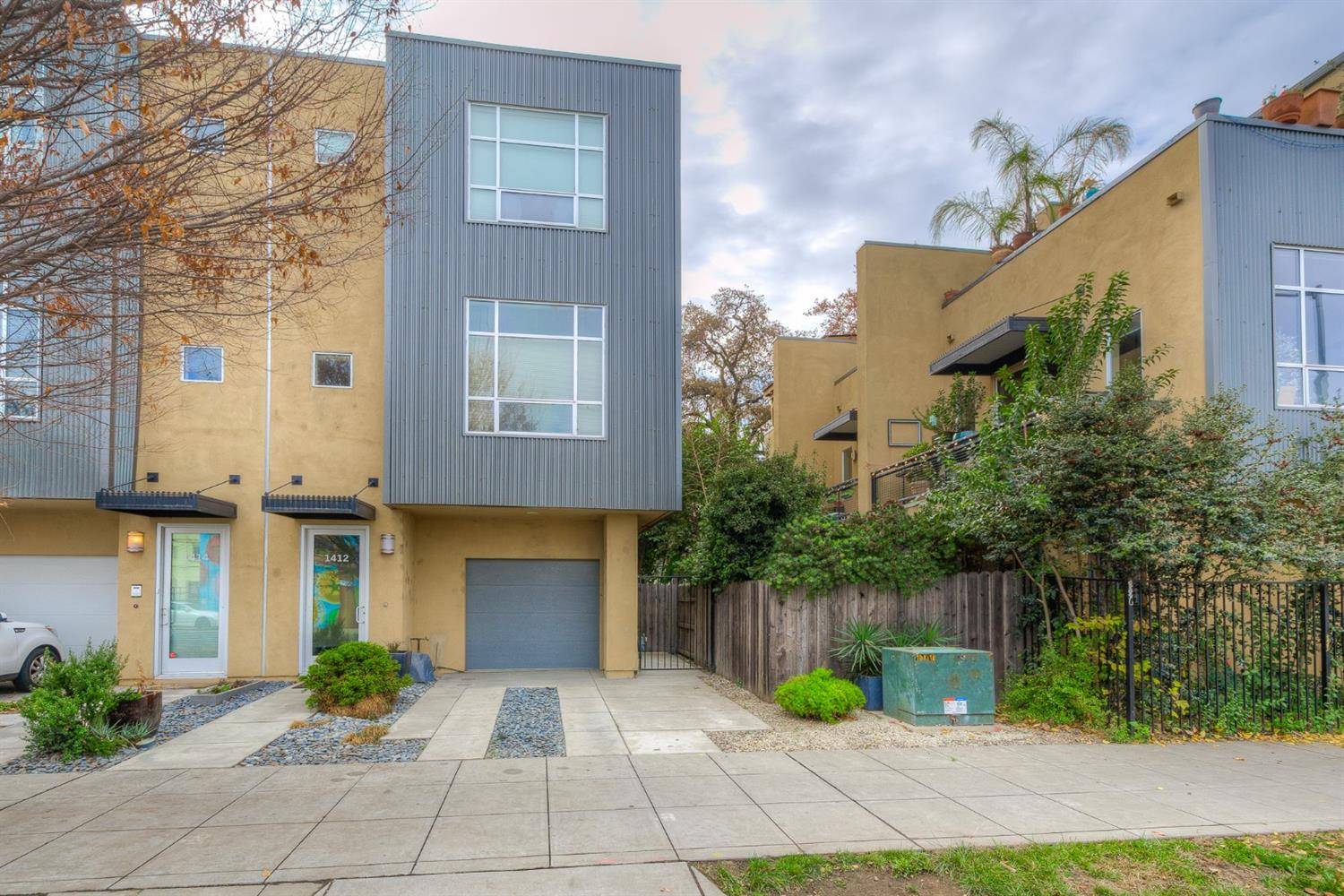 1412 C ST, Sacramento, CA 95814