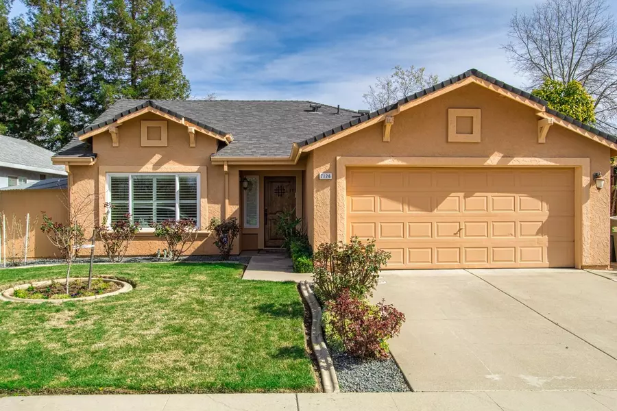 7126 Shingle Wood Way, Rio Linda, CA 95673