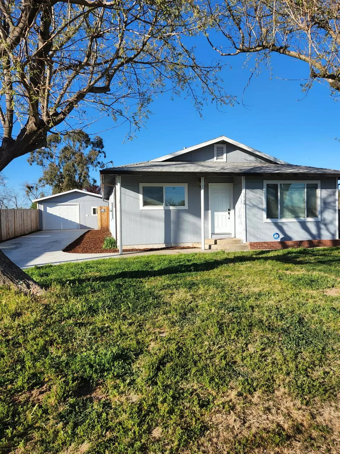 Olivehurst, CA 95961,1785 8th AVE