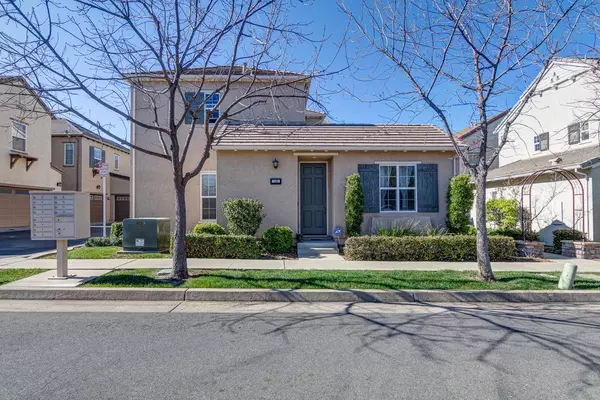 140 Talmont CIR #140, Roseville, CA 95678