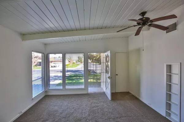 West Sacramento, CA 95691,820 Garnet ST