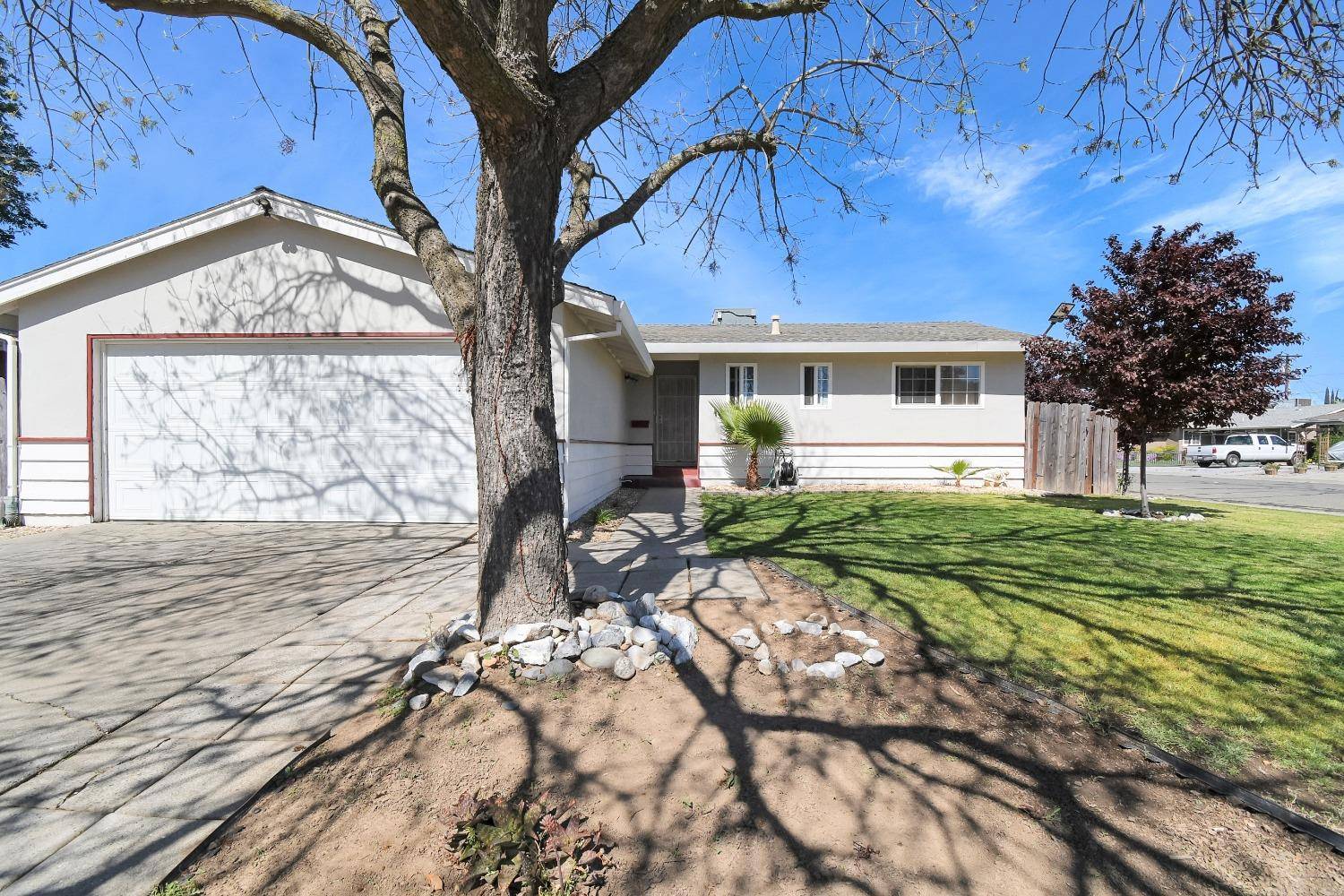 733 Rice WAY, Yuba City, CA 95991