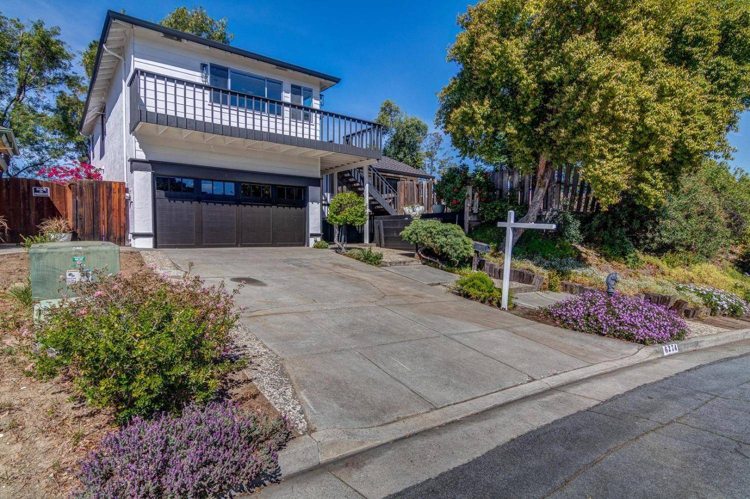 6274 Valroy DR, San Jose, CA 95123