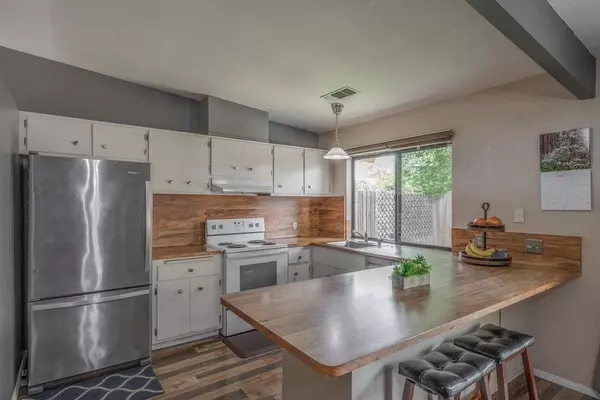 Sacramento, CA 95833,14 Paddle CT