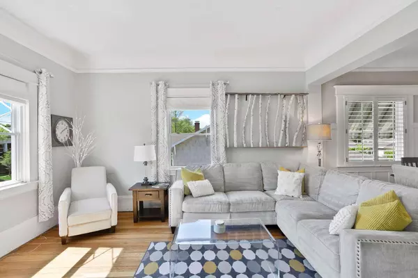 Sacramento, CA 95819,5027 M ST