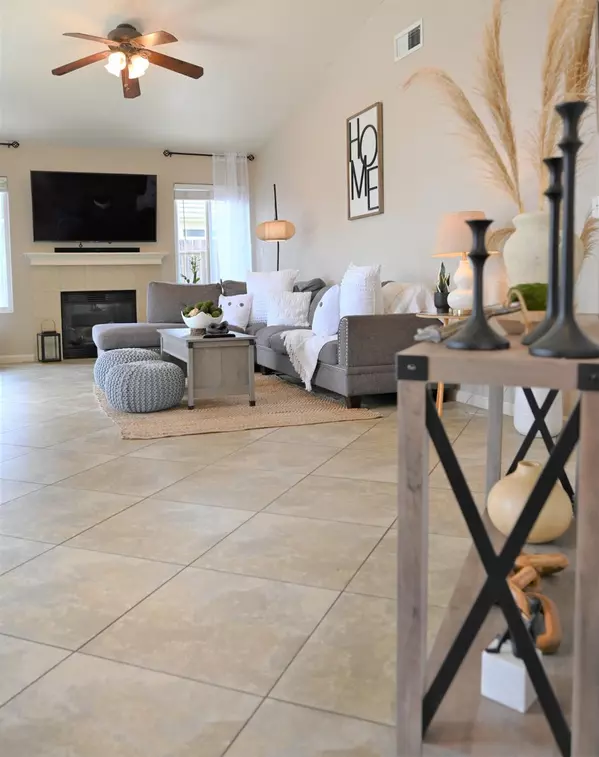 Los Banos, CA 93635,707 Chenin Blanc CT