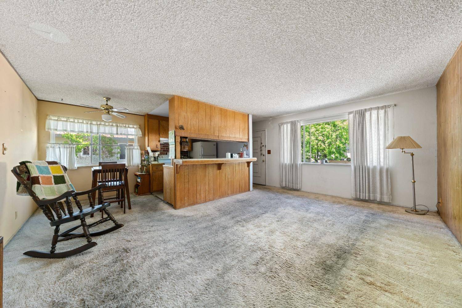 Citrus Heights, CA 95621,6533 Greenback LN #4