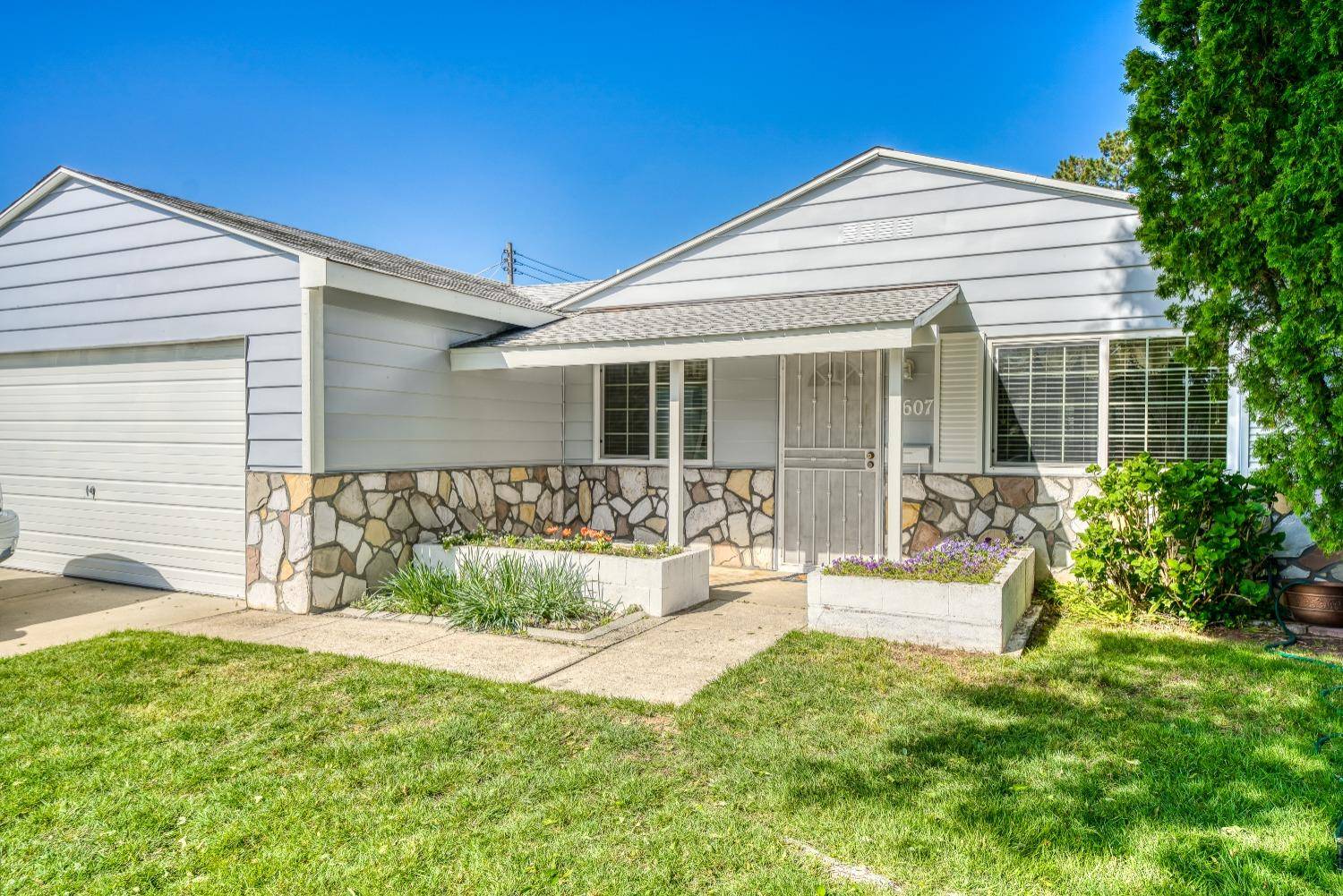 6607 Smithhart ST, Orangevale, CA 95662