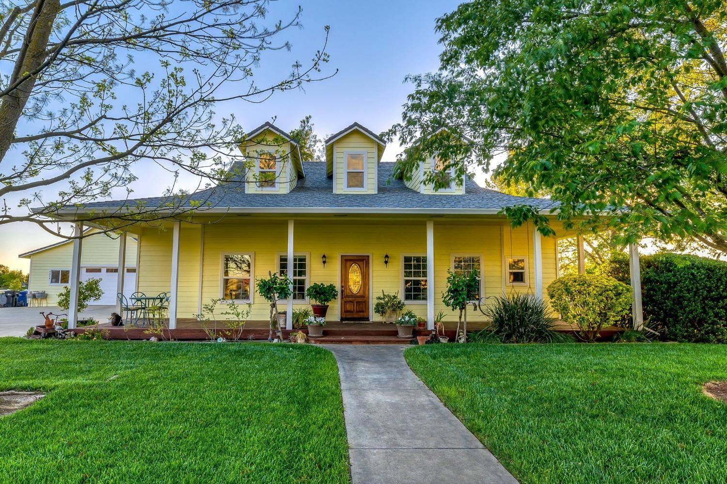9888 W Cosumnes RD,  Wilton,  CA 95693
