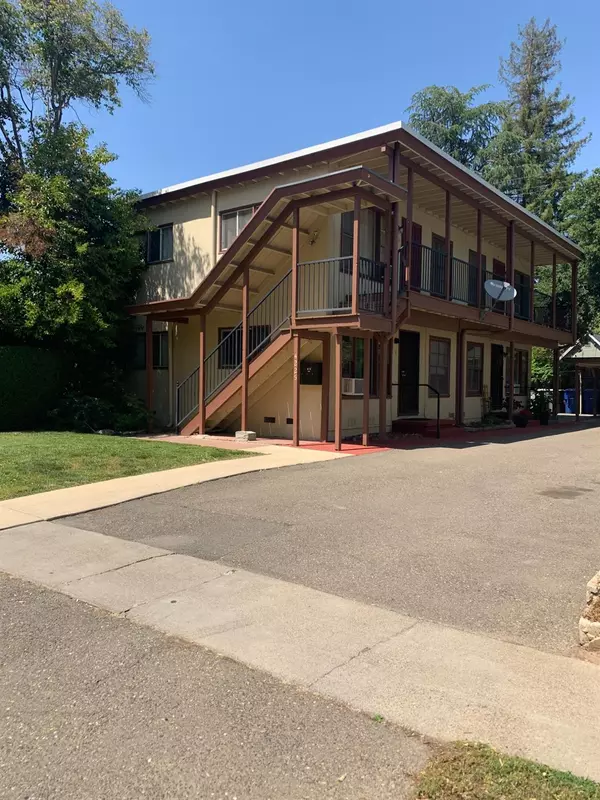 4225 V Street, Sacramento, CA 95817