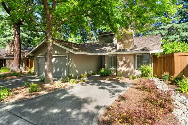 2010 University Park DR, Sacramento, CA 95825