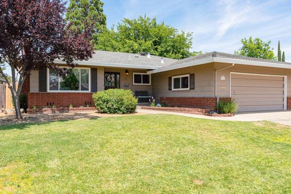 321 Margaret WAY, Roseville, CA 95678