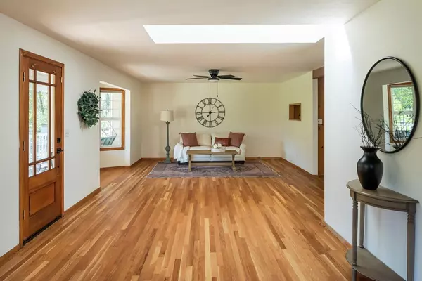 Grass Valley, CA 95945,14566 Talking Pines RD