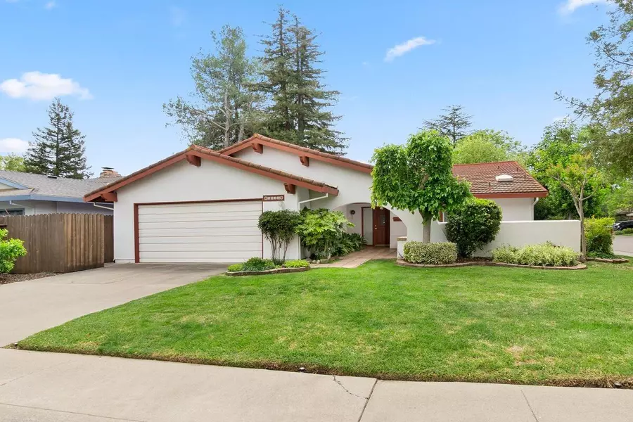 3312 Bermuda AVE, Davis, CA 95616