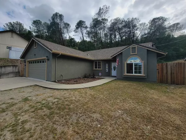 4528 Tomahawk TRL, Copperopolis, CA 95228